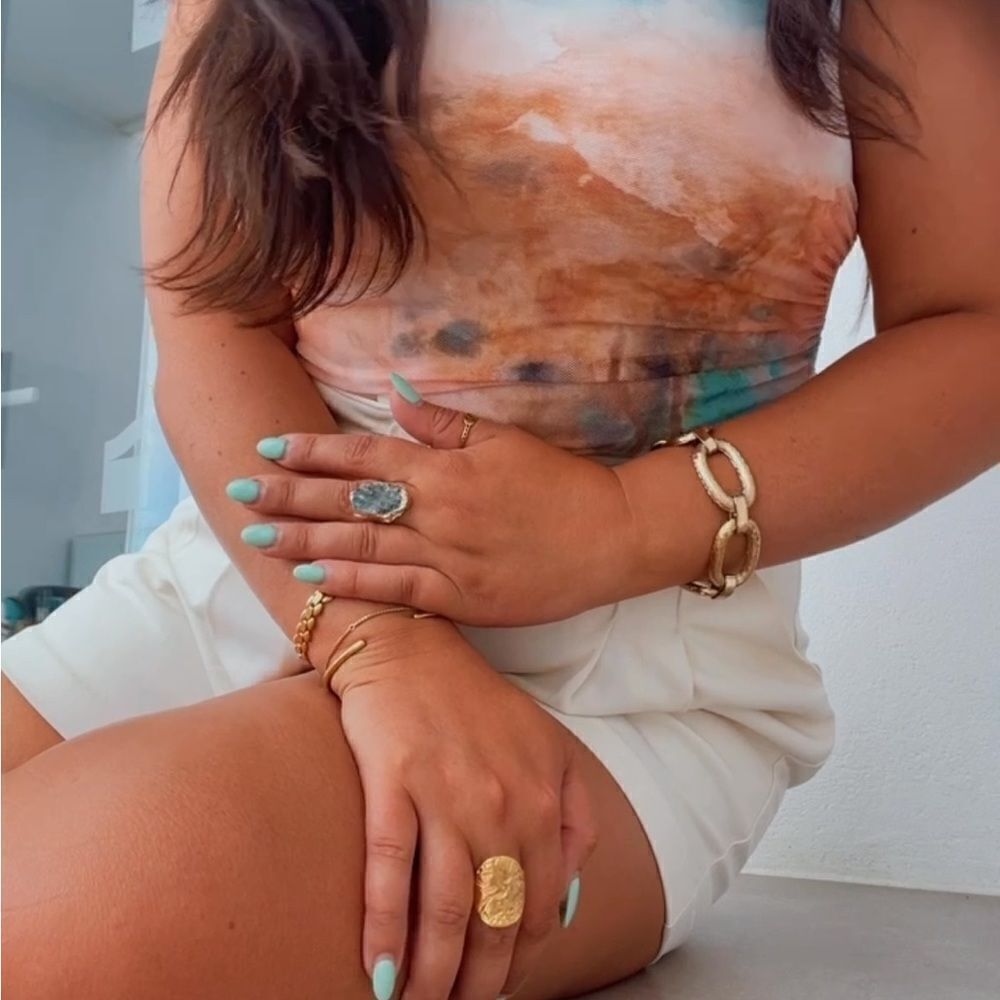 Large gold link bracelet